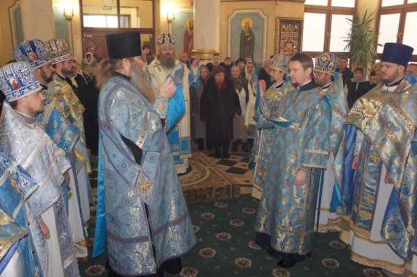 Служение Митр. Павла 2015