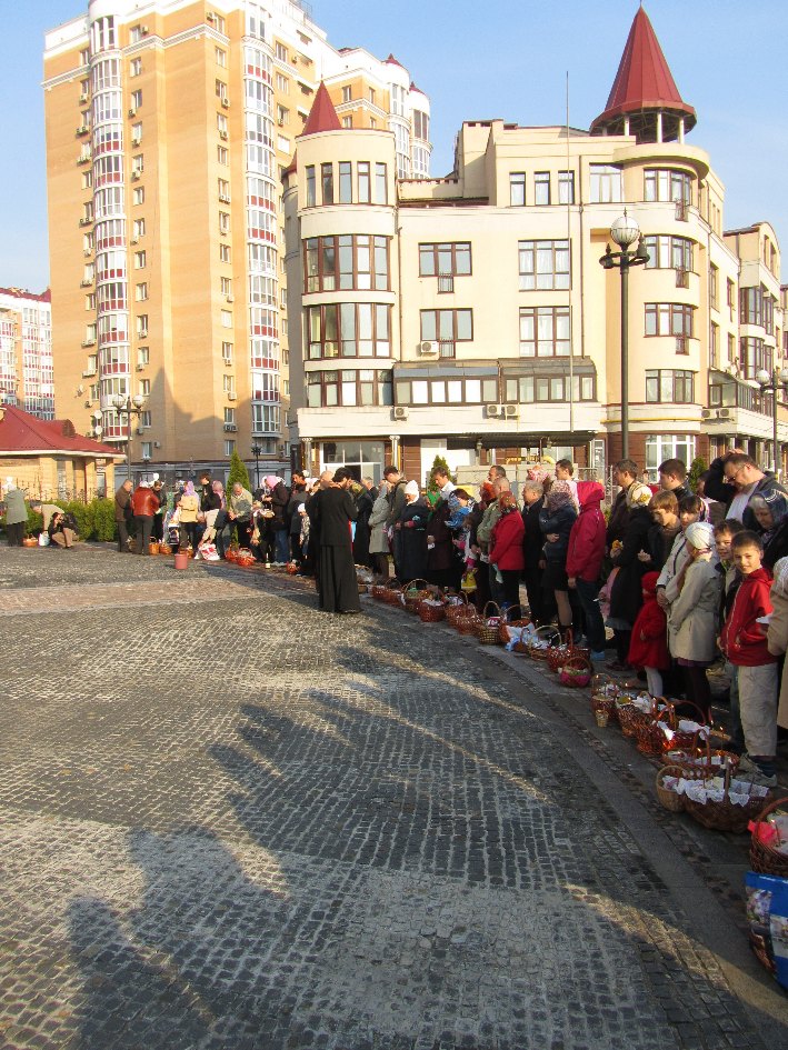 Пасха, 2011