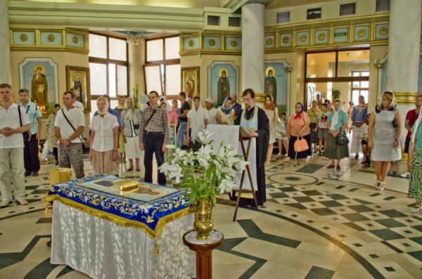 Погребение Плащаницы Божьей Матери, 2015