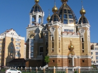 Храм