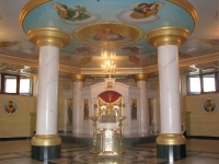 Храм