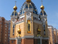 Храм