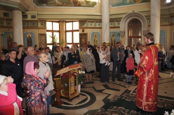 Неделя жен-мироносиц 2014