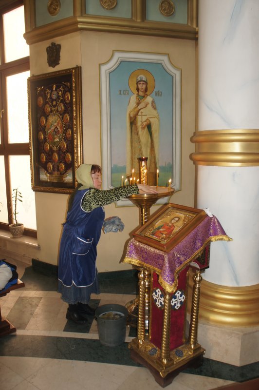 Уборка храма 2014