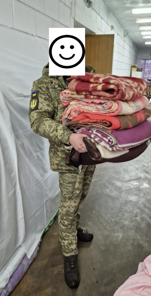 Від нашого храму були передані покривала та подушки для ЗСУ